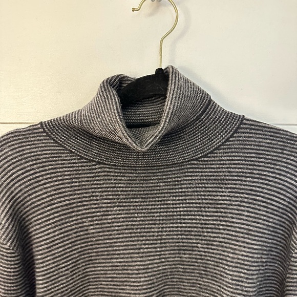 VTG POLO RALPH LAUREN M 100% Italian Wool grey striped woman turtleneck gorpcore - Picture 3 of 13